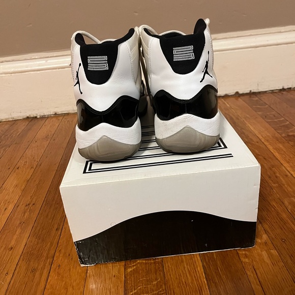 Jordan Concord 11 (2011 Release). men's size 12. w/box - Picture 5 of 10